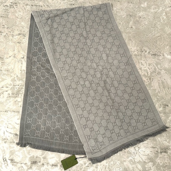 GUCCI: GG JACQUARD KNITTED SCARF - Picture 7 of 10